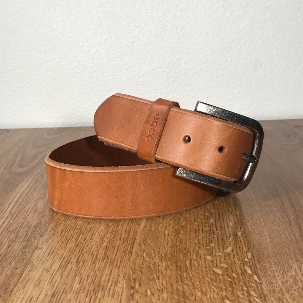 Ecco Distressed Brown Leather Belt Sz 80cm/ 32in